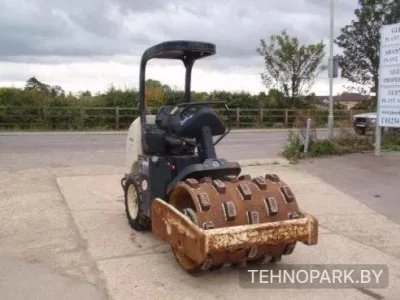 Аренда маневренного мини-виброкатка Ingersoll Rand SD25F (вес 2.85 т, ширина 1.2 м)