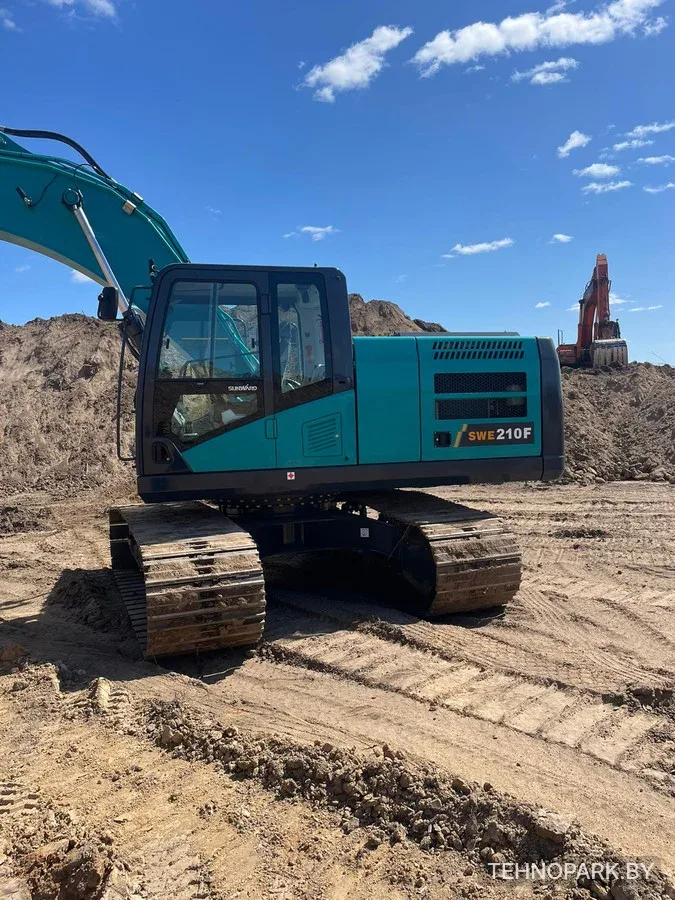Аренда гусеничного экскаватора Hitachi ZX220 в Минске и РБ