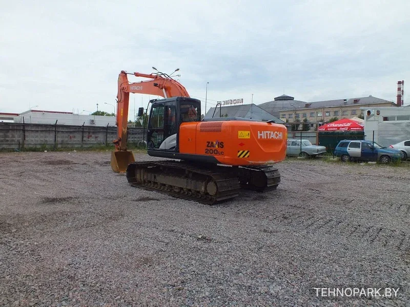 Аренда гусеничного экскаватора Hitachi ZX200 в Минске и РБ