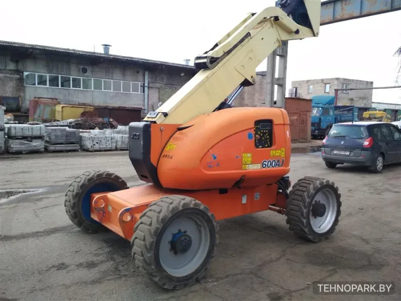 Аренда подъемника JLG 600AJ (20.7 м, 4х4, ЧТО/ПТО, 2008 г.в.)