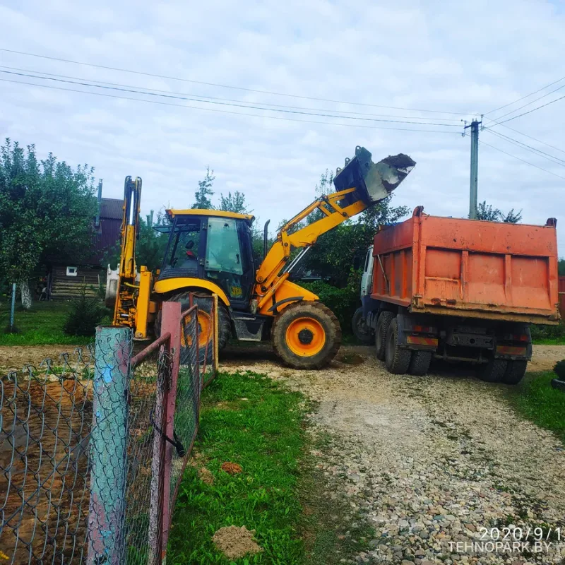 Аренда экскаватора-погрузчика JCB 4CX (до 6 м) и самосвалов 20 т