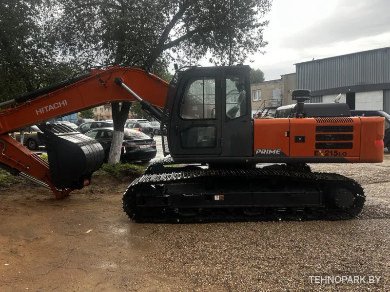 Аренда экскаваторов Komatsu, CAT, Hitachi по всей Беларуси | УМ-2020
