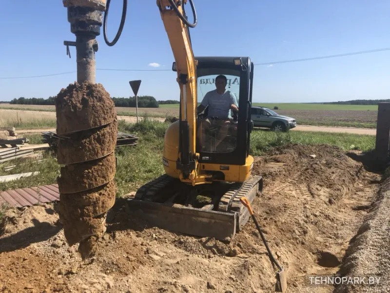 Аренда мини-экскаваторов JCB 8025, Bobcat, Hitachi (3 т) с гидробуром
