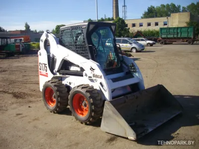 Аренда мини-погрузчика Bobcat S175 (ковш, гидромолот, ямобур, палетные вилы, отвал)