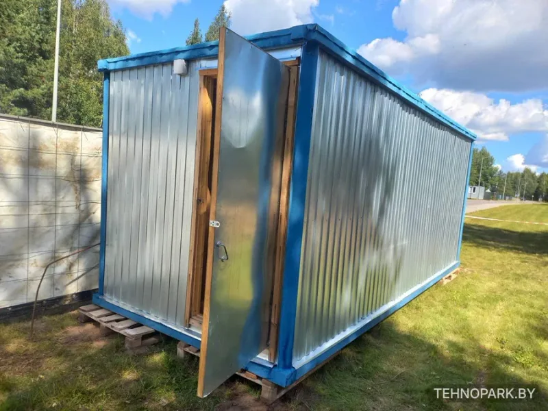 Аренда утепленных строительных бытовок и блок-контейнеров (6х2.4 м)