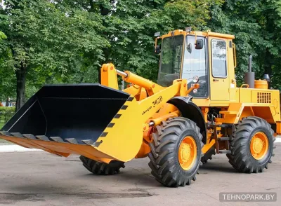 Аренда строительного фронтального погрузчика АМКОДОР 342С4
