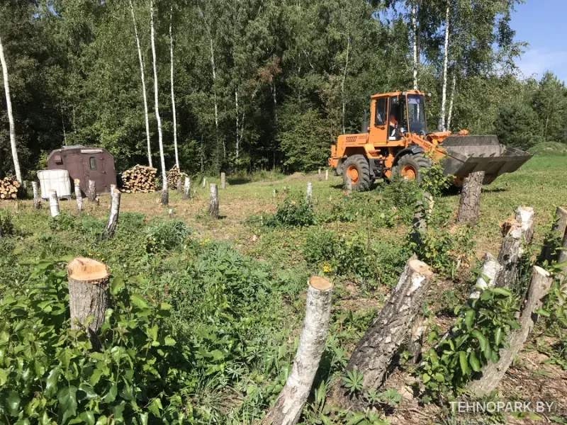 Аренда фронтальных погрузчиков Амкодор 342С4 и XCMG 300 LW в Молодечно
