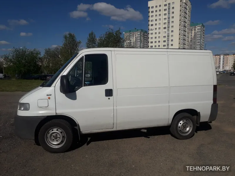 Посуточный и почасовой прокат грузовых микроавтобусов без водителя (кат. B)