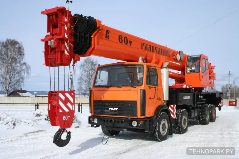 Аренда автокранов 50 - 160 тонн | Парк спецтехники БауАрендаБай