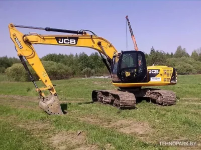 Аренда экскаваторов JCB JS 220 LC с ковшами от 1 до 1.3 м³