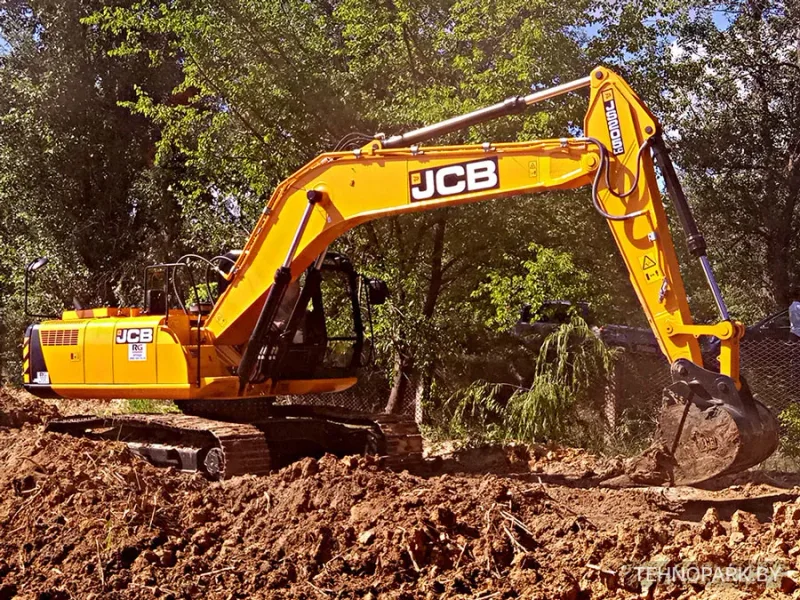 Аренда экскаваторов JCB JS 220 LC с ковшами от 1 до 1.3 м³