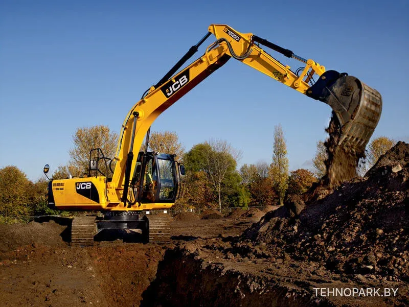 Аренда экскаватора JCB JS 220 (22 тонны) для земляных работ