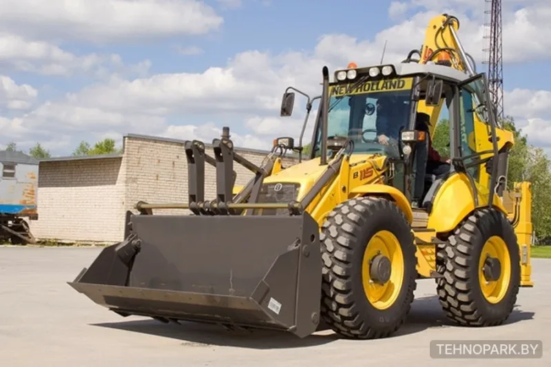 Аренда New Holland B115B (глубина 6 м) | Монтаж колец до 2 метров