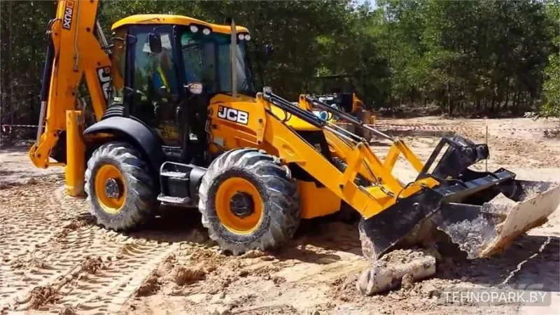 Аренда JCB 4CX и JCB 3CX Super с мощным гидробуром (шнеки 250-600 мм)