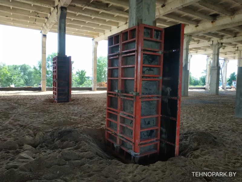 Аренда универсальной стеновой опалубки и щитов колонн (120 мм)