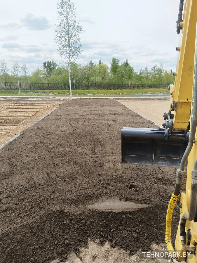 Аренда New Holland и фронтального погрузчика Амкодор 342С4 (4 т)