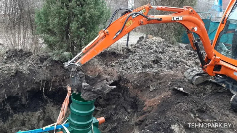 Аренда мини-экскаватора JCB для благоустройства и укладки коммуникаций