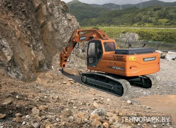 Аренда экскаватора Doosan DX255LC: гидромолот, гидроножницы, дробильный ковш