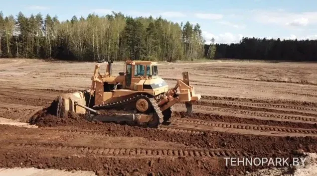 Аренда тяжелого промышленного бульдозера Caterpillar CAT D9 (отвал 14 м³)