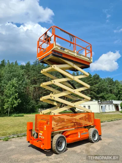 Аренда гибридного ножничного подъемника JLG M4069 (14.2 метра)