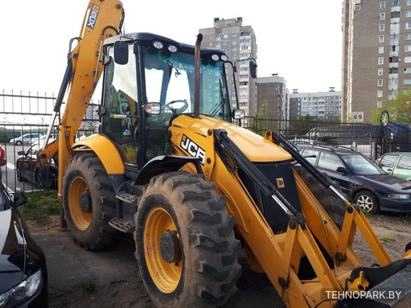 Аренда самого мощного экскаватора-погрузчика JCB 5CX без посредников