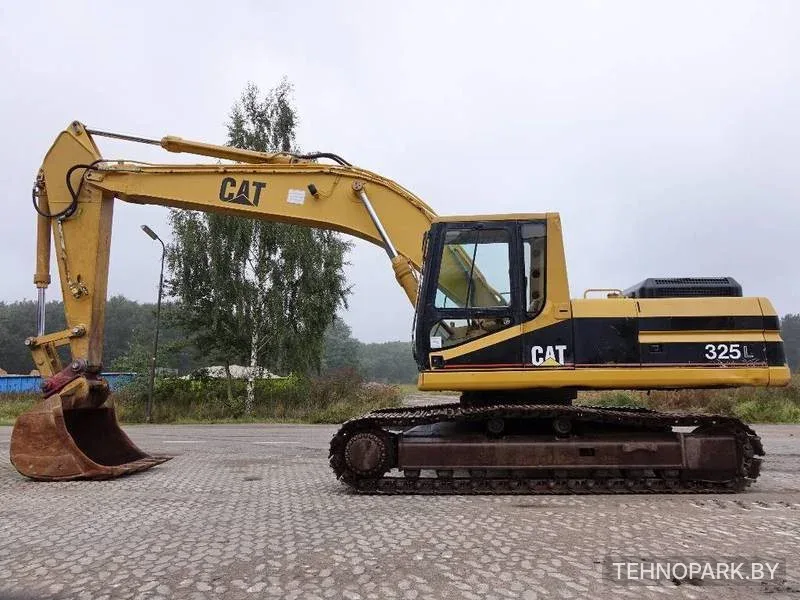 Аренда экскаватора CAT 325 с гидромолотом и гидроножницами
