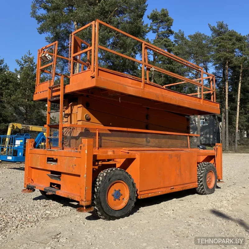 Аренда мощного дизельного подъемника LiftLux SL205 (22.5 м, 1 тонна)