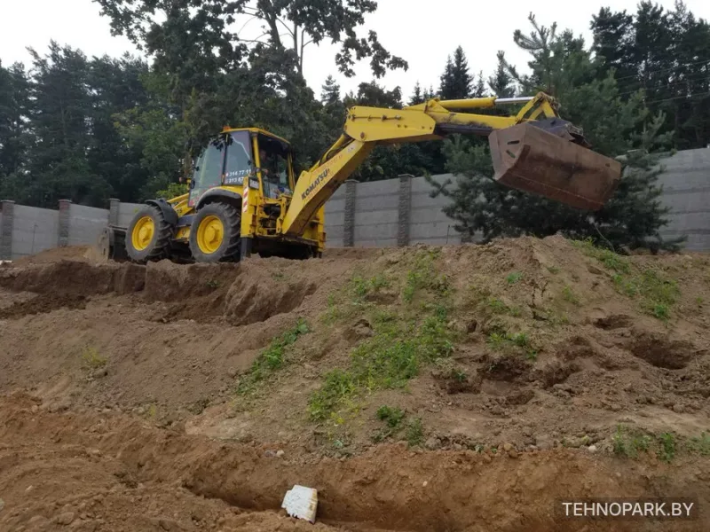 Аренда экскаватора-погрузчика Komatsu WB97S круглосуточно 24/7