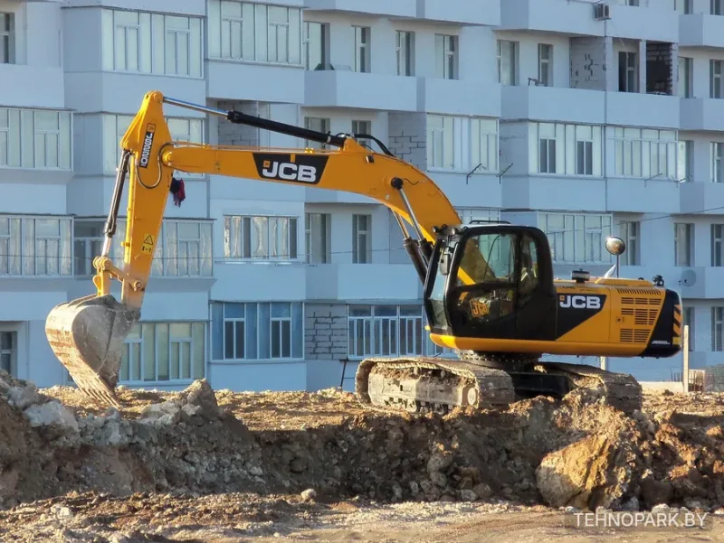Аренда гусеничных экскаваторов 20-35 т (болотоходы) | УМ-2020