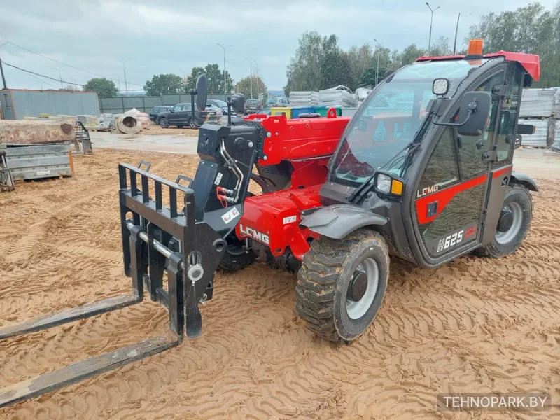 Аренда компактных погрузчиков Manitou MT-X 625 и LGMG H625 для паркингов