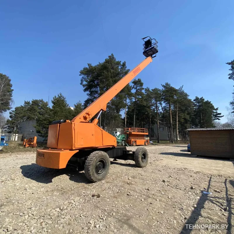 Аренда телескопического подъемника Grove MZ116D (высота 35.5 м)