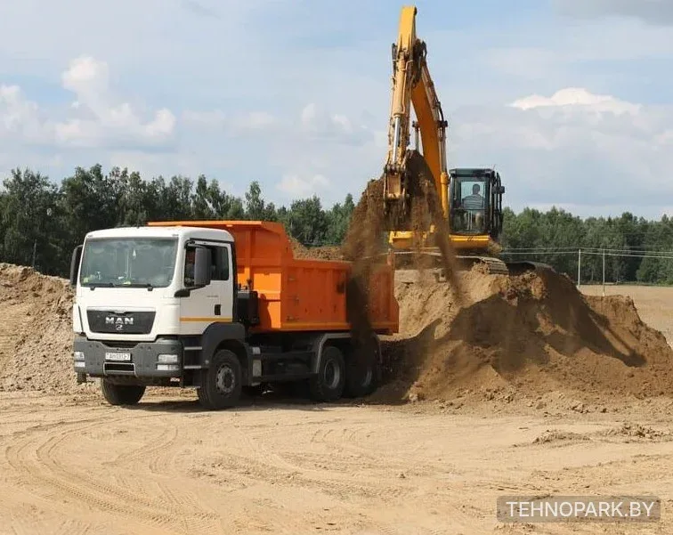 Аренда болотных бульдозеров 17-40 т (Komatsu, CAT, Shantui) от УМ-2020