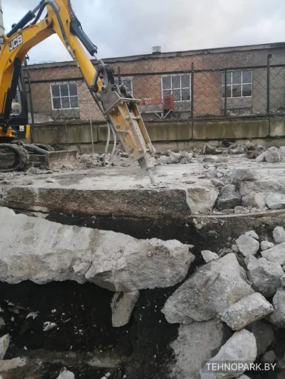 Аренда гидромолота на базе мини-экскаватора JCB 8026