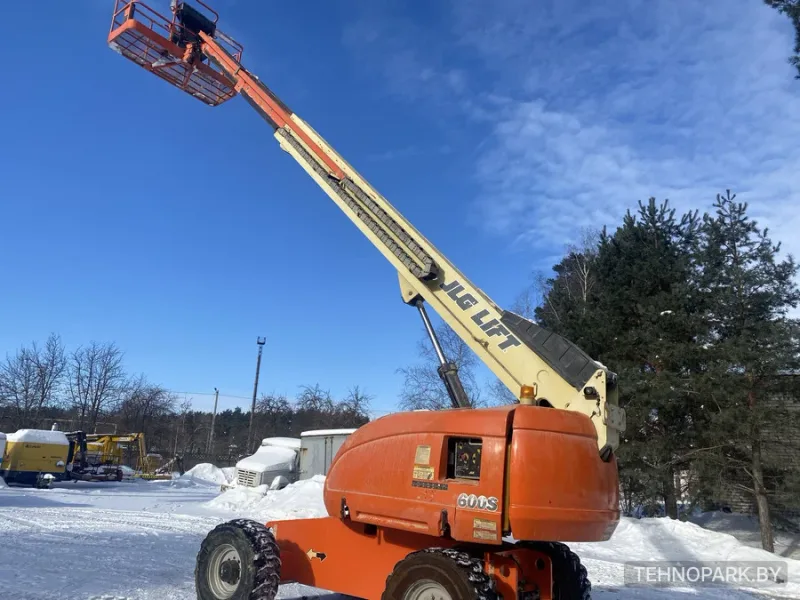 Аренда телескопического подъемника JLG 600S / Genie S-60 (20 м)