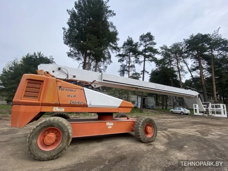 Аренда телескопического подъемника Snorkel TB126 (высота 40 м)