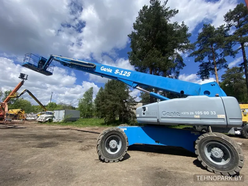 Аренда самоходного телескопического подъемника Genie S-125 (40 м)
