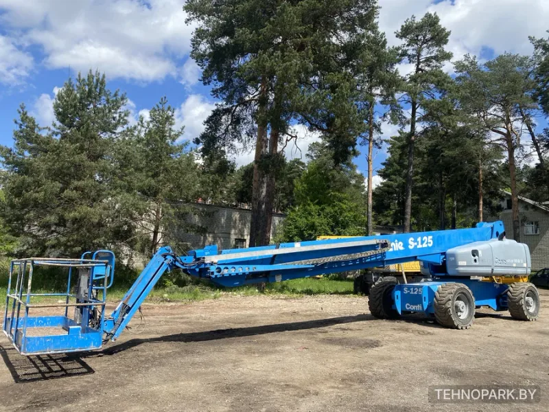 Аренда самоходного телескопического подъемника Genie S-125 (40 м)