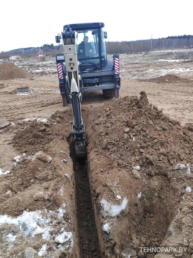 Аренда экскаватора-погрузчика Terex TLB 825 по всей Беларуси