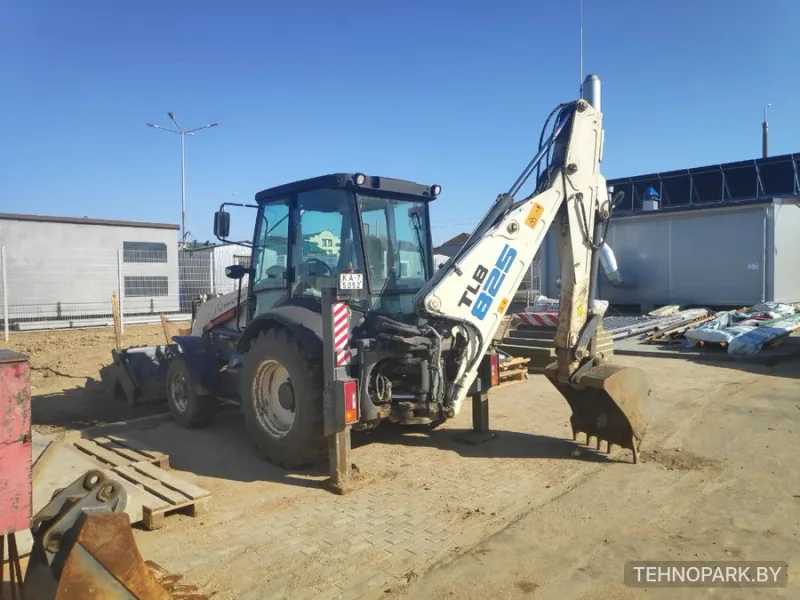 Аренда экскаватора-погрузчика Terex TLB 825 по всей Беларуси