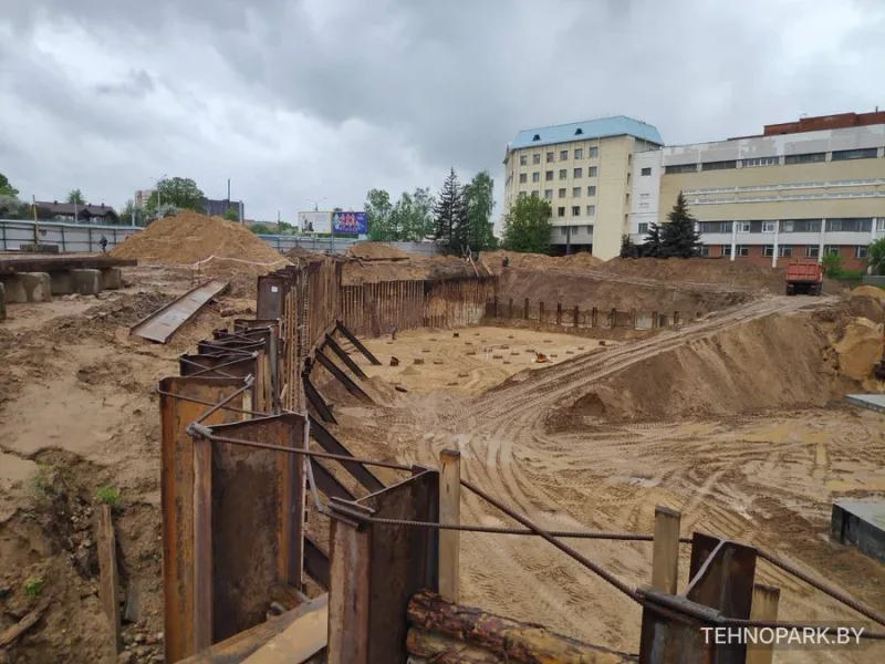 Аренда вибропогружателя Daedong DPD 600T на базе экскаватора