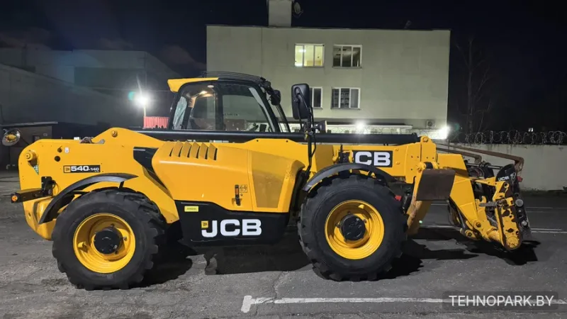 Аренда телескопических погрузчиков Manitou, JCB, CAT, Bobcat от 6 до 26 м