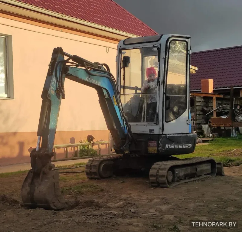 Услуги мини-экскаватора с водителем для частных и строительных объектов
