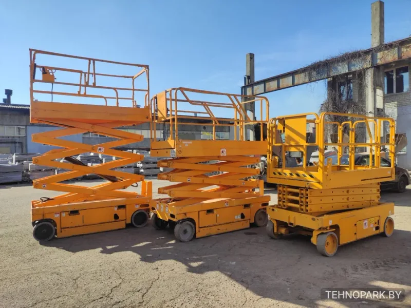 Аренда ножничного электроподъемника Genie GS-3246 (12 м, 318 кг)