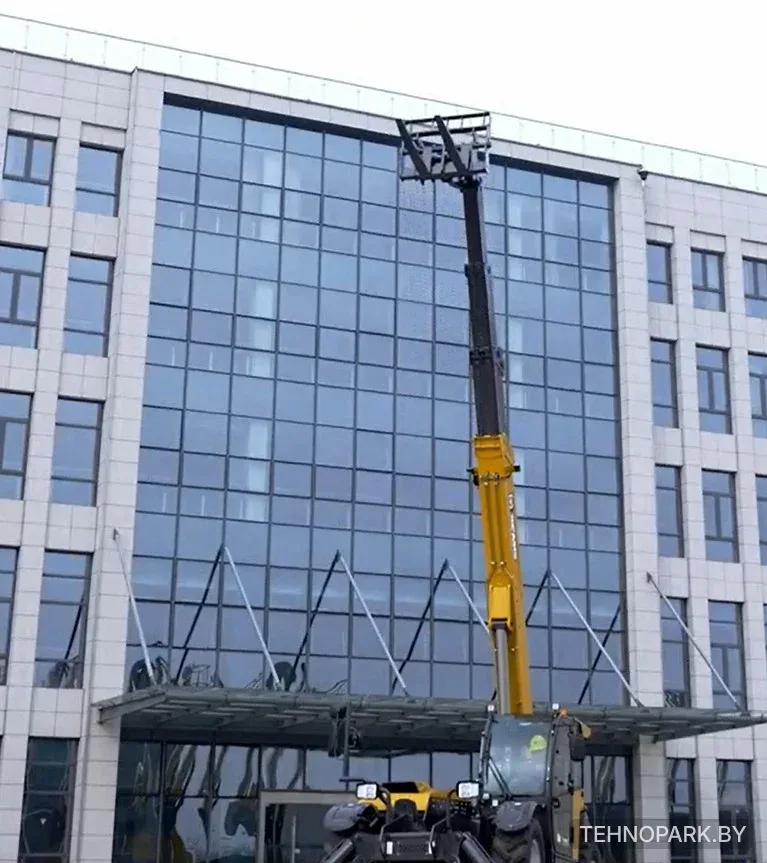 Аренда нового телескопического погрузчика Precision (2026 г.в., 18 м, 4 т)