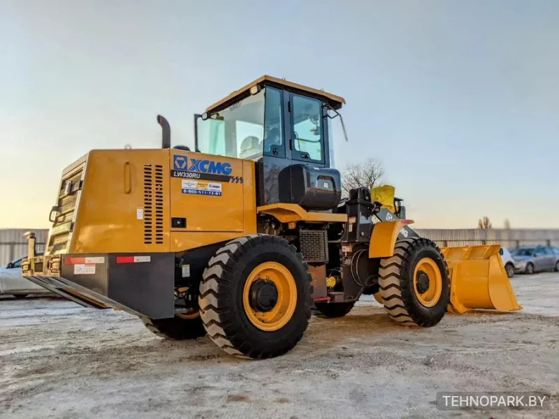 Аренда фронтального погрузчика XCMG LW330RU (грузоподъемность 3.3 т)
