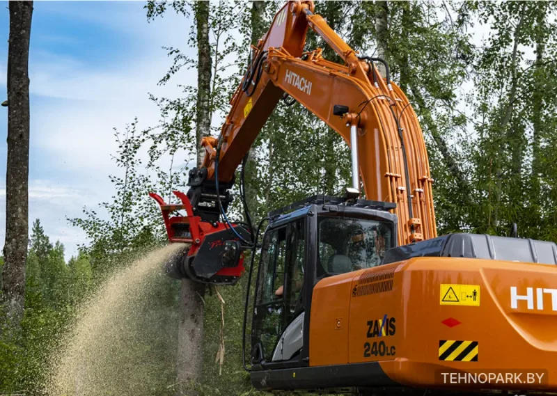 Аренда экскаватора с мульчером Prinoth M550E для удаления пней