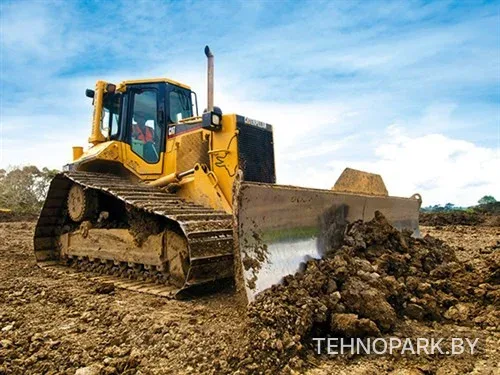Аренда бульдозеров-болотоходов CAT и Komatsu с поворотными отвалами