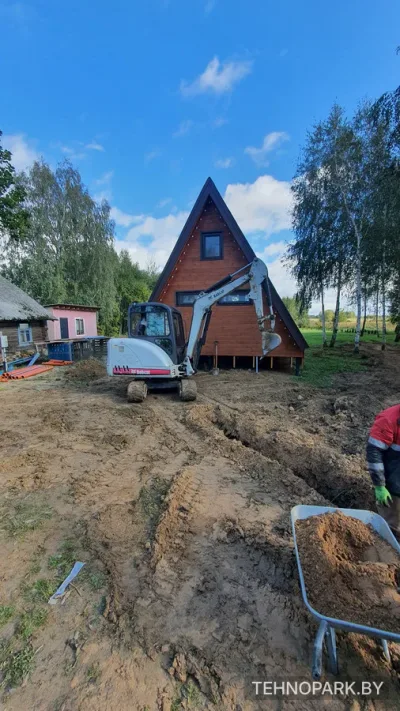 Аренда мини-экскаватора Bobcat 331 с экипажем (глубина 3 м)