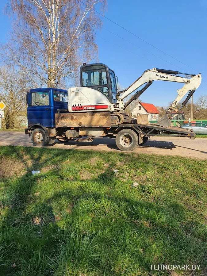 Аренда мини-экскаватора Bobcat 331 с экипажем (глубина 3 м)