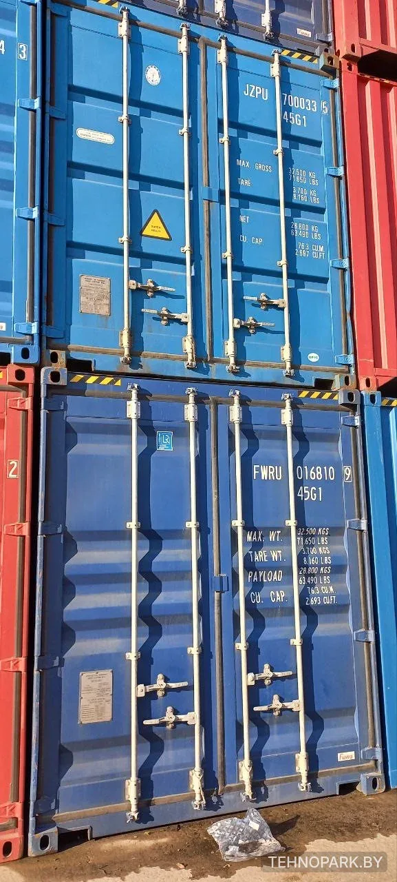 Прокат и продажа контейнеров 20 футов и 40 HC под склад на вывоз и площадке